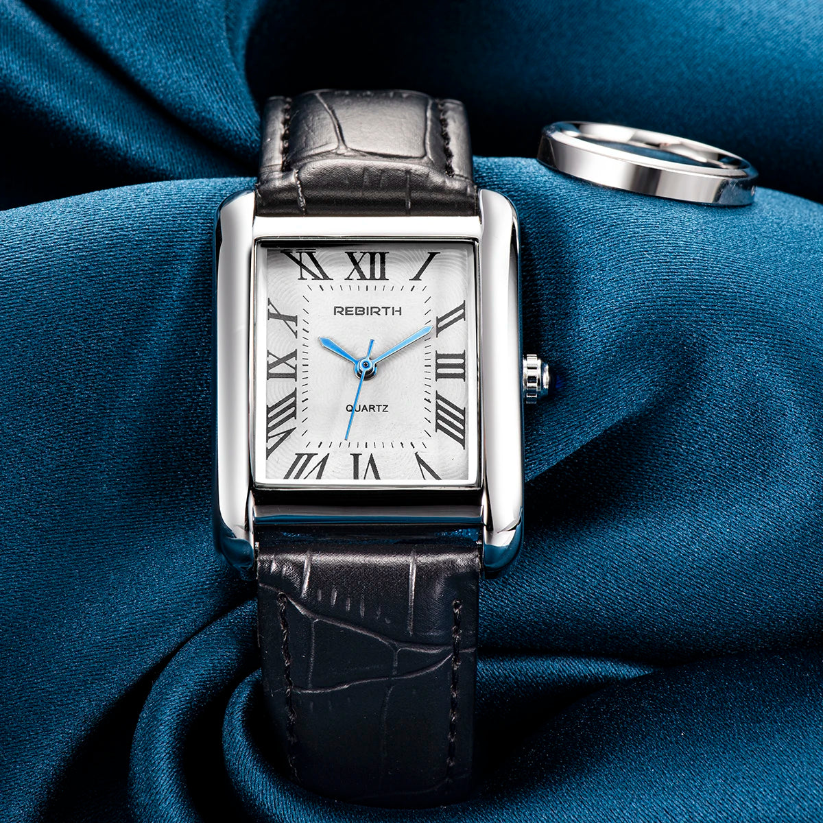Carter Air leather band silver